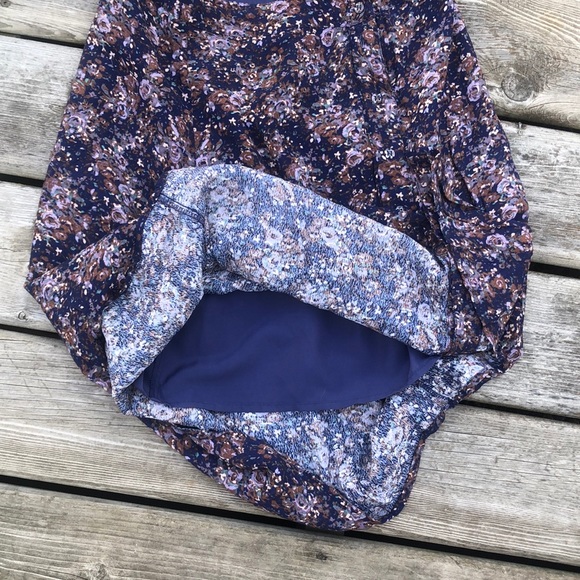 Forever 21 Contemporary Button Down Skirt - Picture 2 of 6